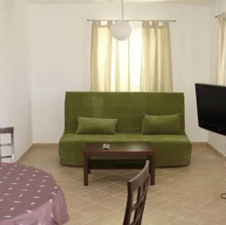 Mazuran Apartment *