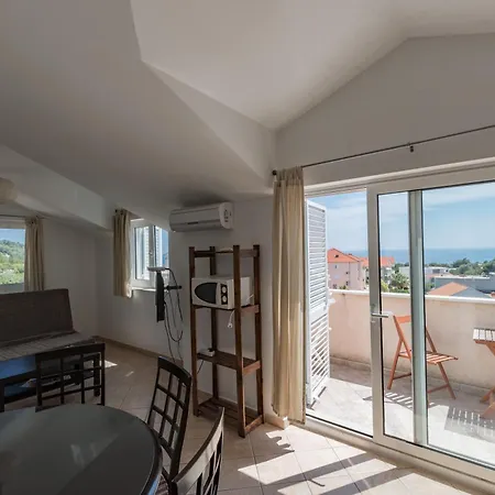 Mazuran Apartman