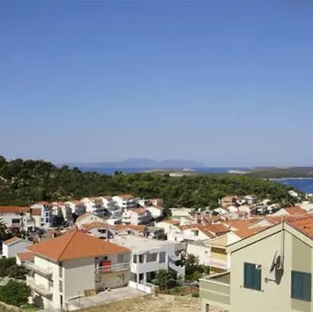 Mazuran * Hvar Town