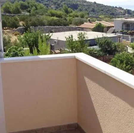 Mazuran Hvar Town